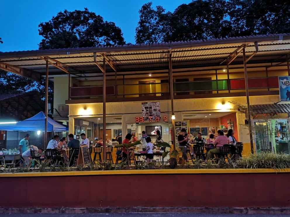 Seri Ratu Hotel&Spa Port Dickson Bagian luar foto